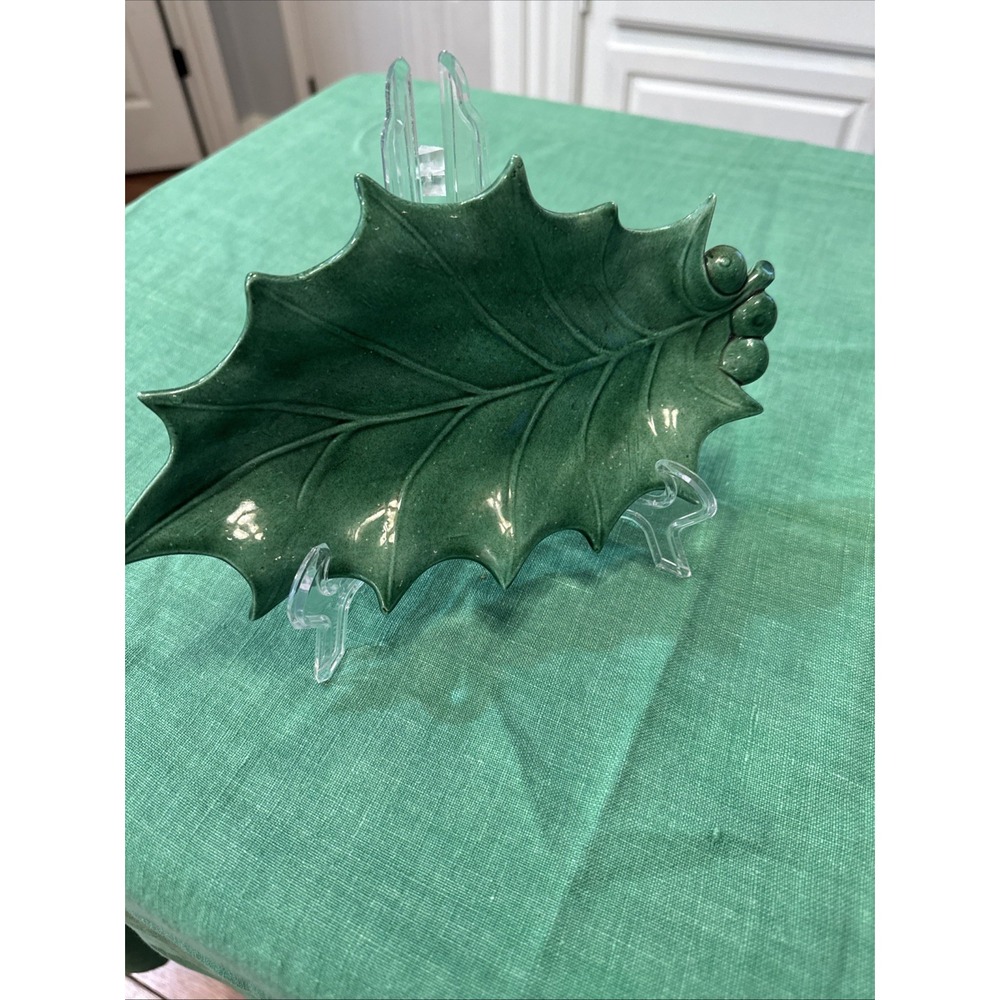 Vintage Christmas Dish Holly & Berries Candy Dish Atlantic Mold Ceramic 10"‎